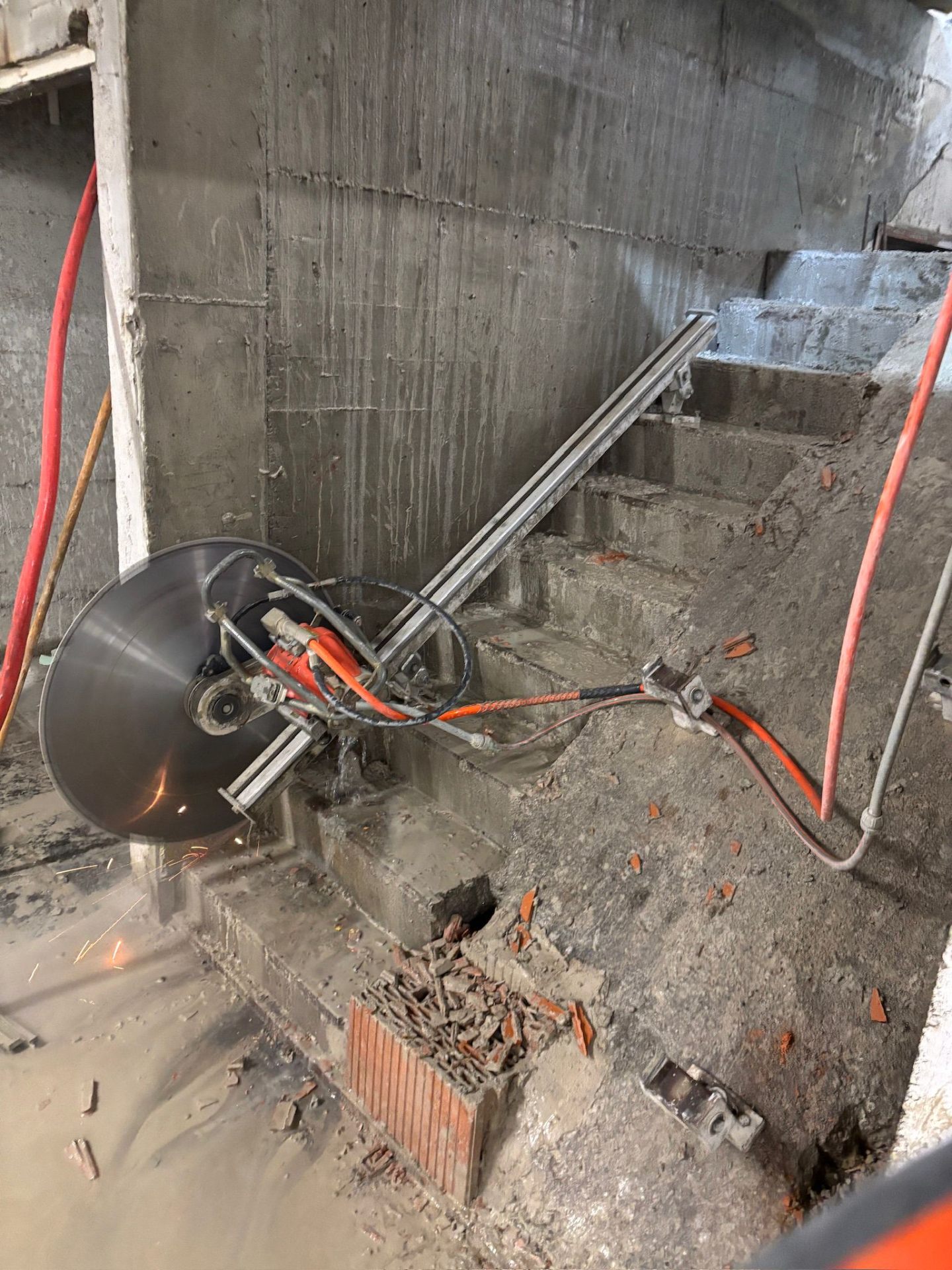 Wandsäge im Kellergeschoss